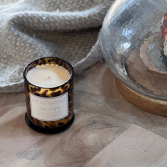 VOGUE: COSY NIGHTS SCENTED SOY WAX CANDLE