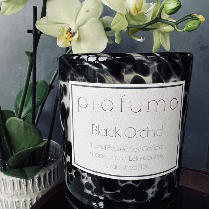 VOGUE: BLACK ORCHID SCENTED SOY WAX CANDLE